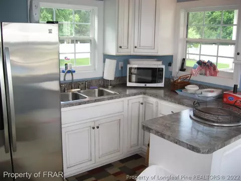390 Windover Dr, Raeford, NC 28376 photo 8