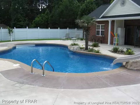 390 Windover Dr, Raeford, NC 28376 photo 3