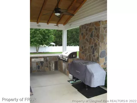 390 Windover Dr, Raeford, NC 28376 photo 6