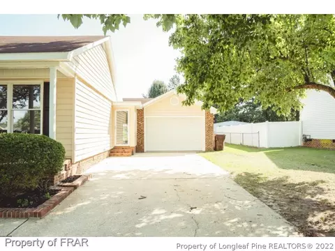 103 Rose Cir, Dunn, NC 28334 photo 4