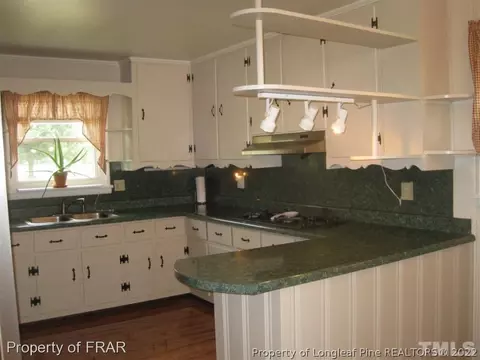 1125 Friendly Rd, Dunn, NC 28334 photo 2