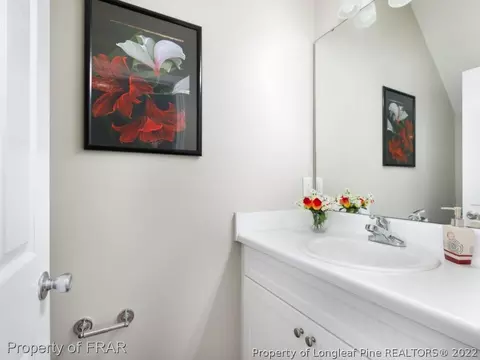 729 Thrush Dr, Vass, NC 28394 photo 7