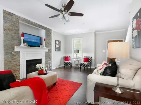 729 Thrush Dr, Vass, NC 28394 photo 5