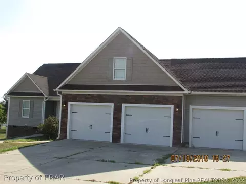 74 Jaylin Oaks Dr, Spring Lake, NC 28390 photo 1