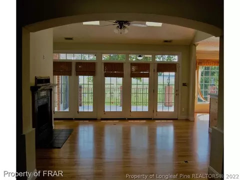 867 Seagull Dr, Vass, NC 28394 photo 5