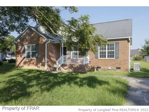 317 3rd St, Broadway, NC 27505 photo 2
