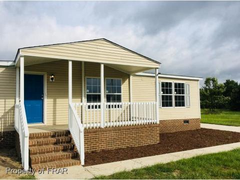 7692 Smithfield Rd, Godwin, NC 28344 photo 2