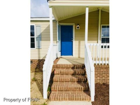 7692 Smithfield Rd, Godwin, NC 28344 photo 3