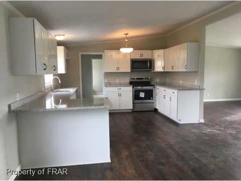 7692 Smithfield Rd, Godwin, NC 28344 photo 6