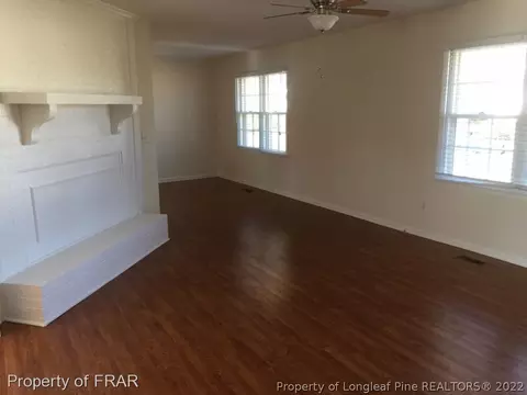 100 Rose Cir, Dunn, NC 28334 photo 9