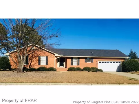 100 Rose Cir, Dunn, NC 28334 photo 1