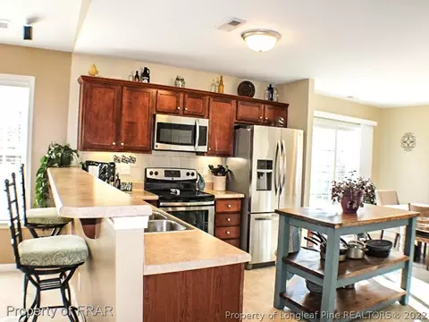 340 Valley Oak Dr, Bunnlevel, NC 28323 photo 5