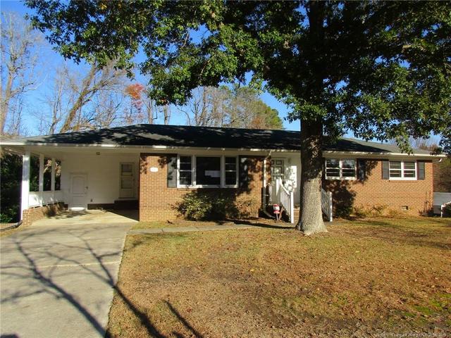 662 Pleasant Loop Fayetteville Nc 28311 Mls 623070 Movoto Com