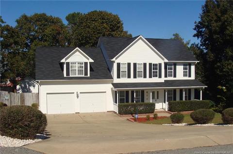 305 Cresthaven Dr, Sanford, NC 27332