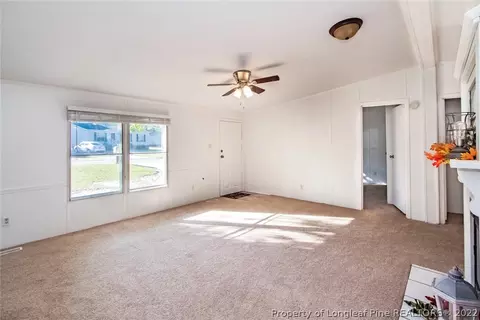 61 E Tryon Ct, Spring Lake, NC 28390 photo 6