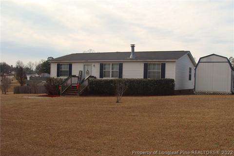 170 Jamestown Dr, Spring Lake, NC 28390