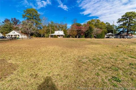 E 8th Street, Lumberton, NC 28358