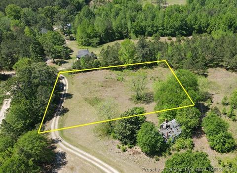 W H Mclean Lane, Bunnlevel, NC 28323