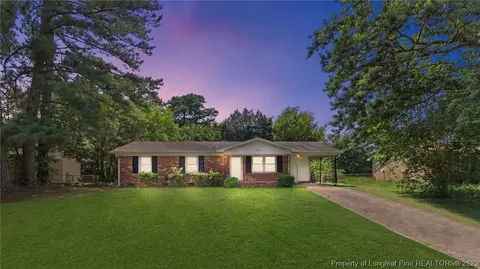 1726 Berriedale Dr, Fayetteville, NC 28304