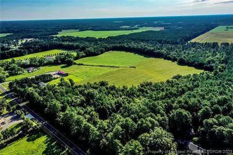 Moores Lane, Lumberton, NC 28358