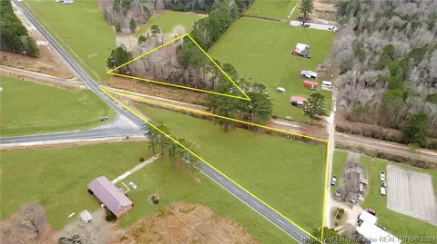 Dean Road, Saint Pauls, NC 28384