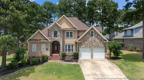 81 Barons Run E, Spring Lake, NC 28390