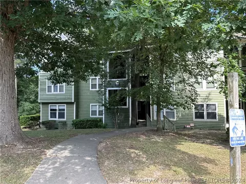 950 Stewarts Creek Dr #5, Fayetteville, NC 28314