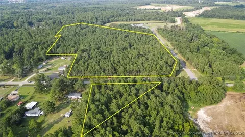 Davis Bridge Road, Parkton, NC 28371