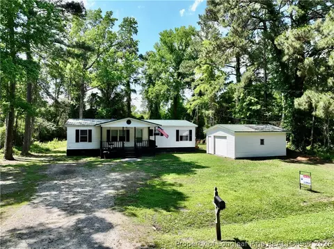 200 Caldonia Ln, Lumberton, NC 28358