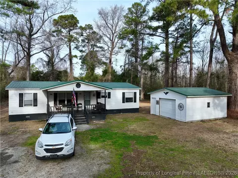 200 Caldonia Ln, Lumberton, NC 28358