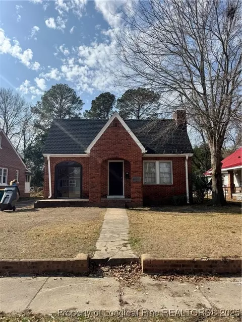 409 Carthage Rd, Lumberton, NC 28358