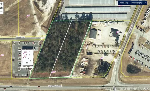 8067 Fayetteville Rd, Raeford, NC 28376