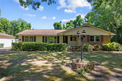 206 W Rockingham Rd, Maxton, NC 28364