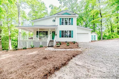 3224 Green Valley Dr, Sanford, NC 27330