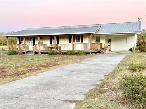 5089 Tobacco Rd, Orrum, NC 28369