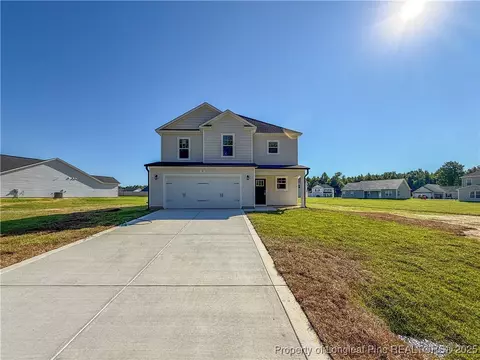 72 Crusher Dr, Parkton, NC 28371