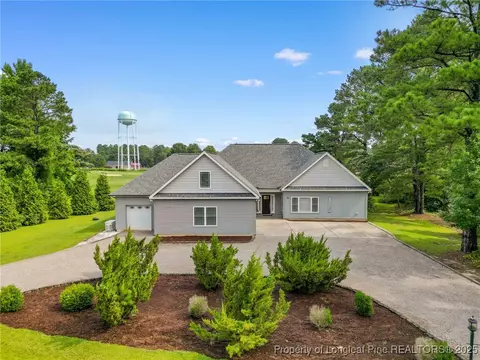 56 Indian Trl, Sanford, NC 27332