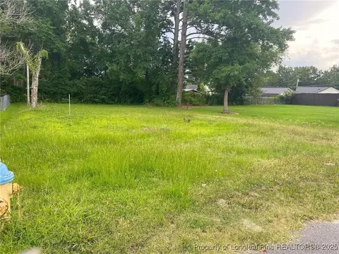 604 Middle St, Lumberton, NC 28358