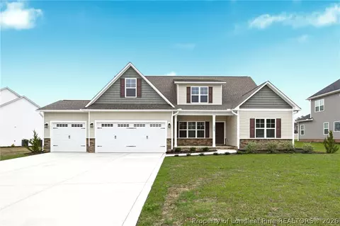 1923 Thomas Wood Dr, Fayetteville, NC 28306