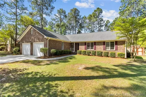 7783 Trappers Rd, Fayetteville, NC 28311