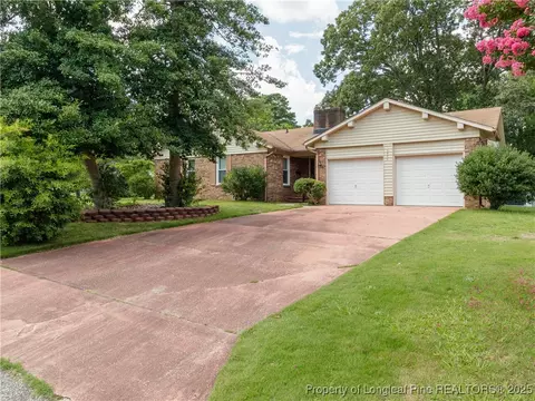 6406 Irvington Ct, Fayetteville, NC 28314
