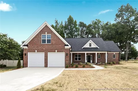 154 Ridge Stone Dr, Autryville, NC 28318