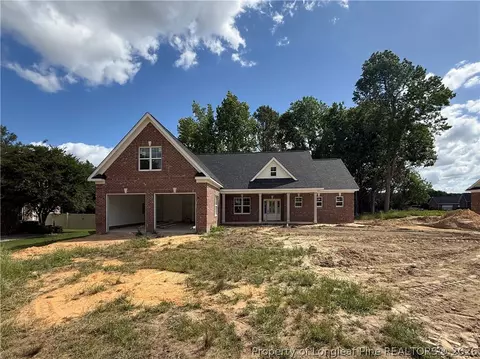 154 Ridge Stone Dr, Autryville, NC 28318