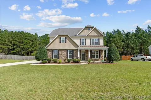 5166 Aberdeen Rd, Raeford, NC 28376