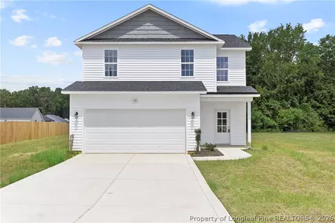 19 Chariot Cir, Lumber Bridge, NC 28357