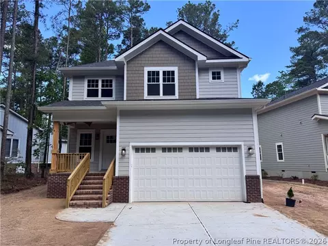 668 Wren Ln, Vass, NC 28394