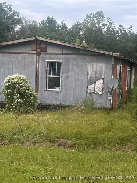 3142 Horsepen Br, Fayetteville, NC 28304