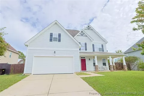 363 Heathrow Dr, Spring Lake, NC 28390