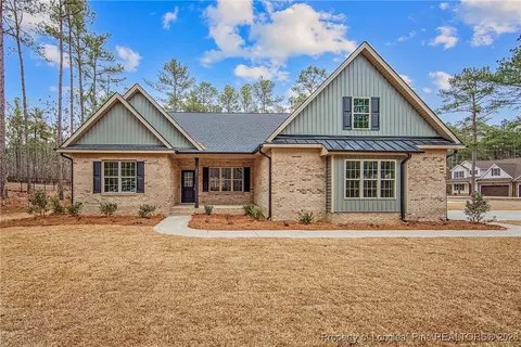 15941 Old Orchard Ct, Wagram, NC 28396