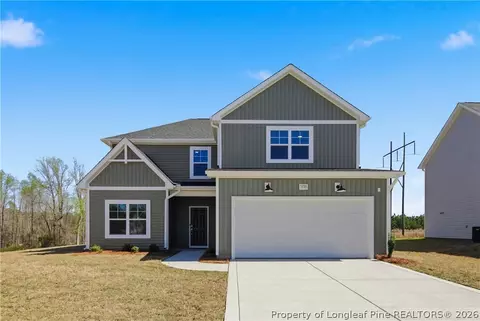 1736 Man O War Dr, Hope Mills, NC 28348
